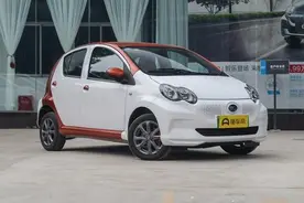 微型电动车怎么选？比亚迪e1和奇瑞小蚂蚁对比，孰优孰劣？图片