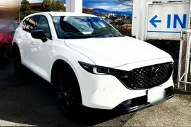 新款马自达CX-5海外版实车曝光，采用了新大灯，外观更运动图片