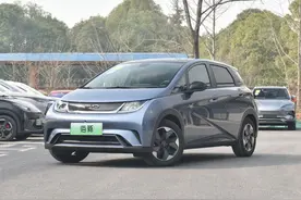 售价11.98万元，大空间，好开，配置扎实，新能源车型可以看看它图片