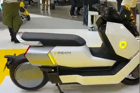2024款Sunra Dream 电动踏板摩托车展示视频封面