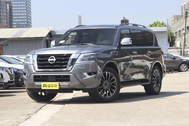 巨无霸SUV，长超5米3，配5.6L V8大自吸，日产途乐