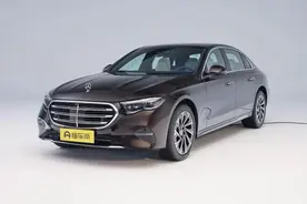 奔驰 E 300 L搭载2.0T+9AT，配48V轻混系统，综合表现更给力！图片
