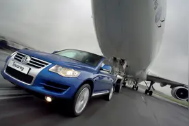 SUV“低调之王”？入华20年，一文读懂大众途锐的前世今生图片