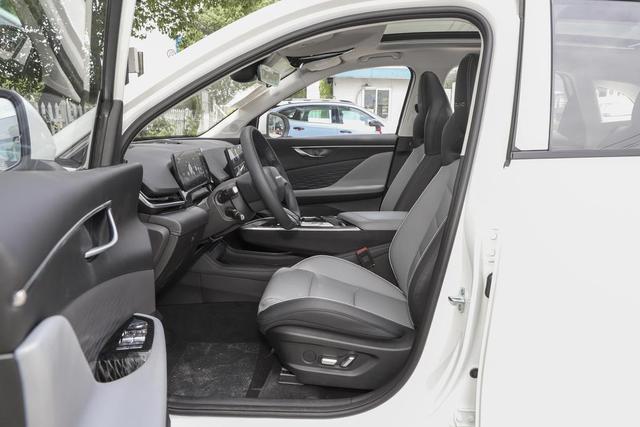 成都魔方可试乘, 直降5.01%