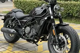 如果说选250cc巡航的话，可选项真的太多了，从预算角度聊两句图片