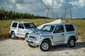 带这三个字母的都不便宜，三菱帕杰罗EVO图片