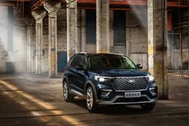 35万买鸡头还是凤尾，林肯与福特之间真的很难选图片