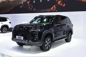 能越野也能拖房车，配2.0T柴油混动，峰值扭矩550N.m，硬刚汉兰达图片