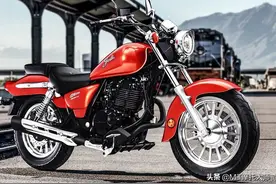 1.58万，国产杰迪又出新车：250美式巡航，前后碟刹ABS图片