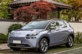 广汽埃安AION V Plus新车上市，售价15.99-23.29万元，是否值得购买图片