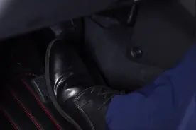 刹车出现这几个征兆，一定要注意图片