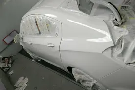 ​车子被剐蹭两次才明白：“4S店”和“修理厂”的差距图片