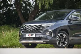 奶爸新选择 实拍北京现代首款MPV——库斯途图片