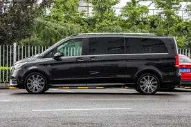 64.68万元的奔驰V级，实测基础性能如何，养车成本高不高？图片