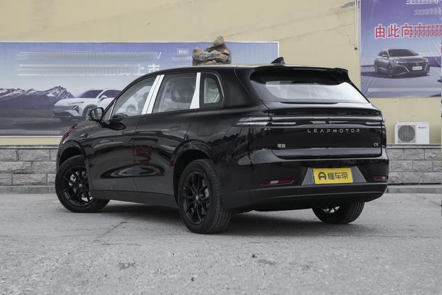 新车 | 增离车供电等9项功能，15项优化，零跑C10推送新版本OTA升级