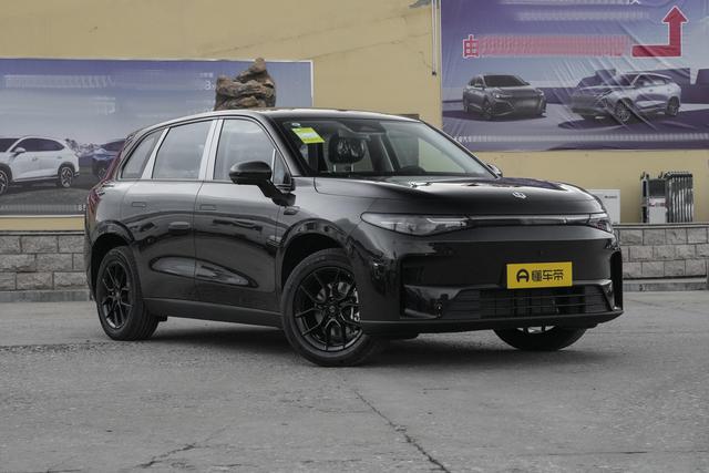 新车 | 增离车供电等9项功能，15项优化，零跑C10推送新版本OTA升级