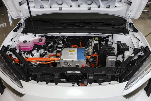 试驾雷诺江铃集团羿2023款长续航劲动版，城市驾驶也能稳稳当当