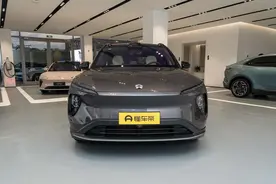 蔚来ES6评测：100度电池+四驱，还有无人驾驶！图片