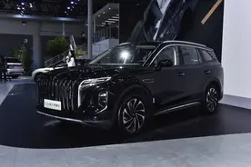 新车 | 31.58万元起，2.0T插混动力/魏牌蓝山同级，红旗HS7 PHEV上市图片