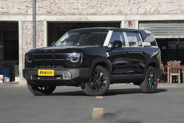 新车 | 新增智能补电 4项功能优化 北京越野BJ30开启第三次OTA升级