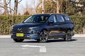 详解五菱凯捷280T，5门6座MPV，动力提升，11.58万起售，适合家用图片