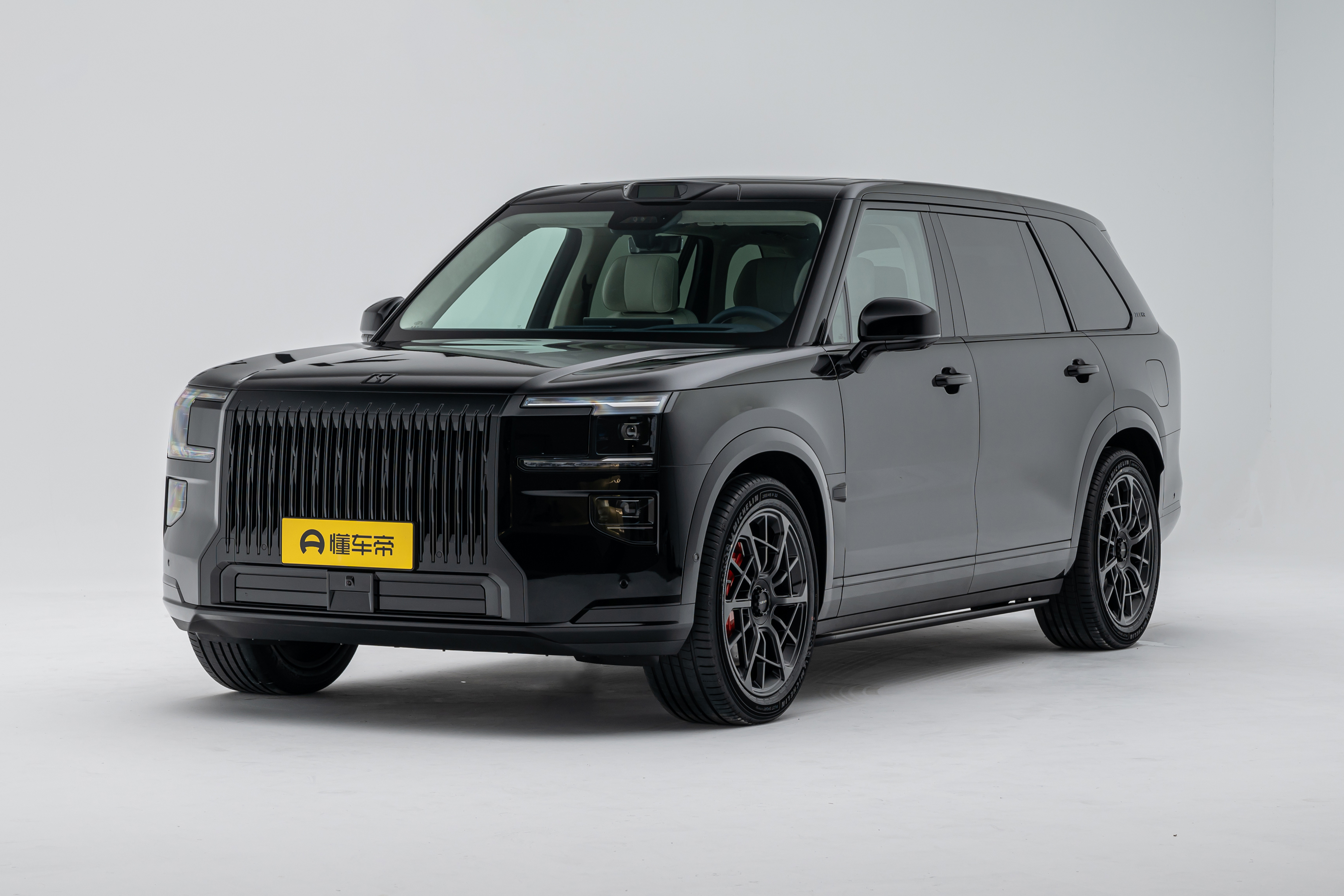 全新蔚来ES8 2026款 7座行政豪华版_蔚来es8_蔚来ES8与前代车型对比