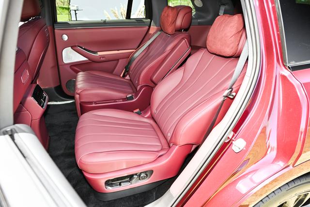 全新问界M7售27.98万元起