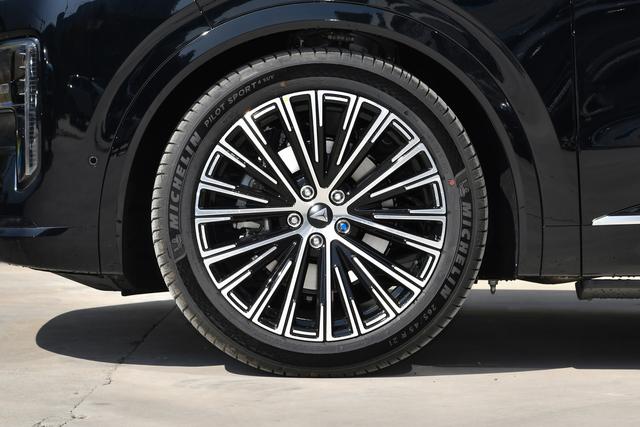 资讯｜华为ADS 4/鸿蒙座舱5等超30项功能优化，深蓝S09推送OTA升级