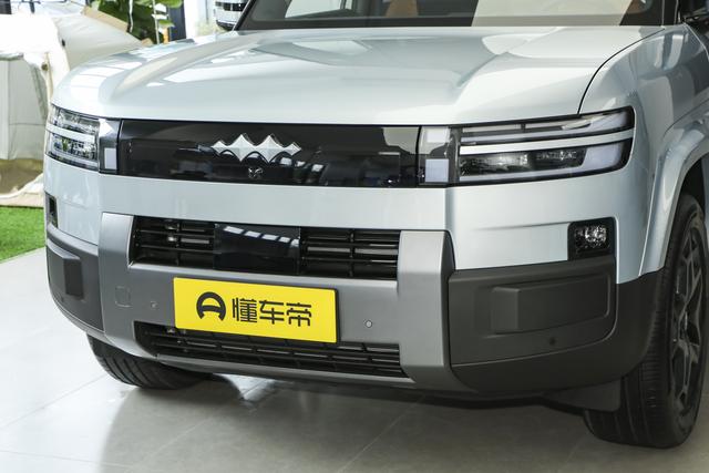 方程豹钛7上市售17.98万元起