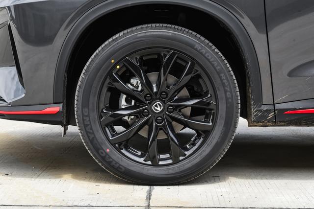 新车 | 指导价6.99万元起/限时5.99万元起，2026款长安X5 PLUS上市