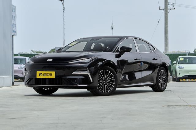 新车 | 高德地图/车机应用优化，2021-2023款零跑C11/C01推OTA升级