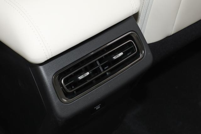 沉浸式体验哈弗猛龙燃油版，硬派外观，强大动力，全能越野车来了