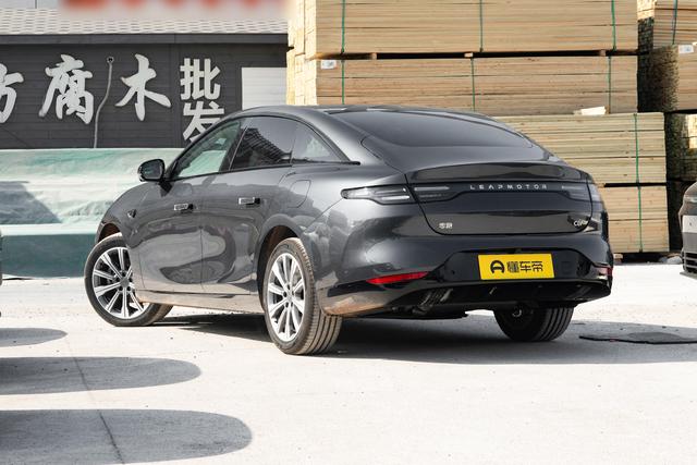 新车 | 高德地图/车机应用优化，2021-2023款零跑C11/C01推OTA升级