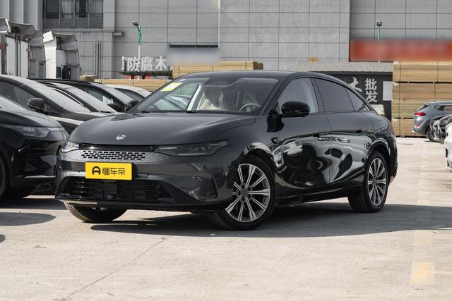 新车 | 高德地图/车机应用优化，2021-2023款零跑C11/C01推OTA升级