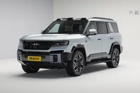 解析豹8，3把差速锁，8.87L油耗，2.0T+双电机！图片