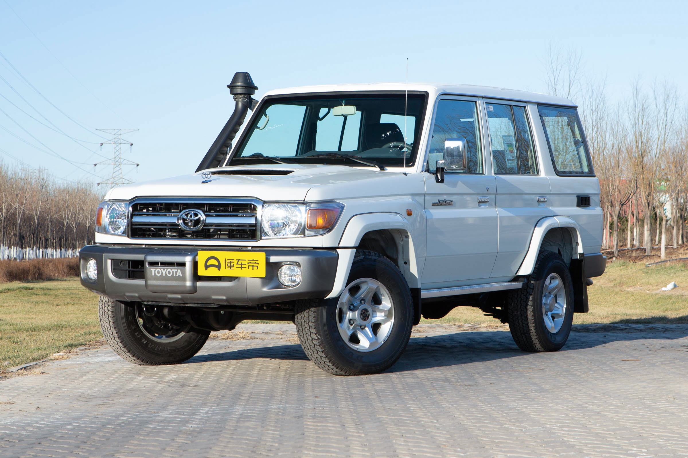 兰德酷路泽FJ 2025东京车展 丰田全新车型_丰田fj酷路泽2026款报价最高