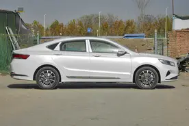 车长近5米，轴距2米87，比雅阁、凯美瑞还大！博瑞ePro值得买吗？图片