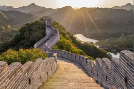 小说：幼小的心灵受到了一万点伤害图片