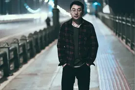 小说：穷女婿帮岳父拿下豪门入场券，岳父不信，把功劳按在别人身上图片