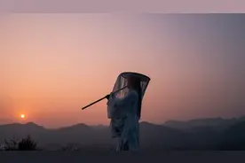 小说：救人被杀，重生到异世当王妃，坎坷情路看我如何破局。图片