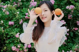 小说：重生之中奖30亿后女主买豪华别墅图片