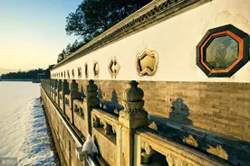 小说：三国：司马家当街弑君，曹操得知后怒了！图片