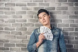 小说：幼儿园再见前任，看到他对侄子的教育很烂，她庆幸当初分手图片