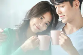 小说：满级大佬穿书上高三，若有所思出神，普信男却认定她暗恋他图片