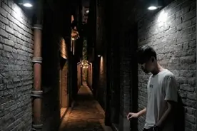 小说：小伙误入惊悚学校，切换表里世界，探索诡异学校的真相图片