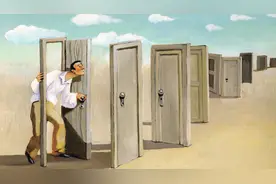 小说：8L是前世有名的游戏神豪，没想到如今他砍个蝎子都很吃力图片