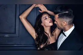 小说：闪婚丈夫真实身份曝光，她崩溃：竟是新总裁，我该咋办图片