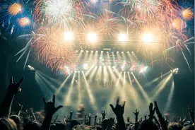 小说：《十个勤天：阡陌依旧是》十个勤天，盼一个晴天图片