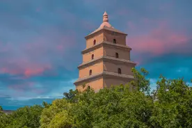 小说：醒掌天下权，醉卧美人膝；五千年风华烟雨，是非成败转头空图片