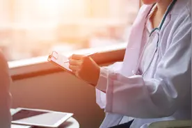 21.为什么中医整脊治疗腰椎管狭窄症必须拍腰椎站立位X光片？图片